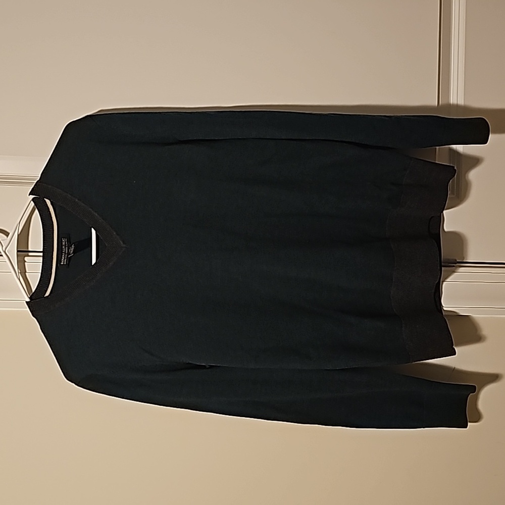 Banana Republic VNeck